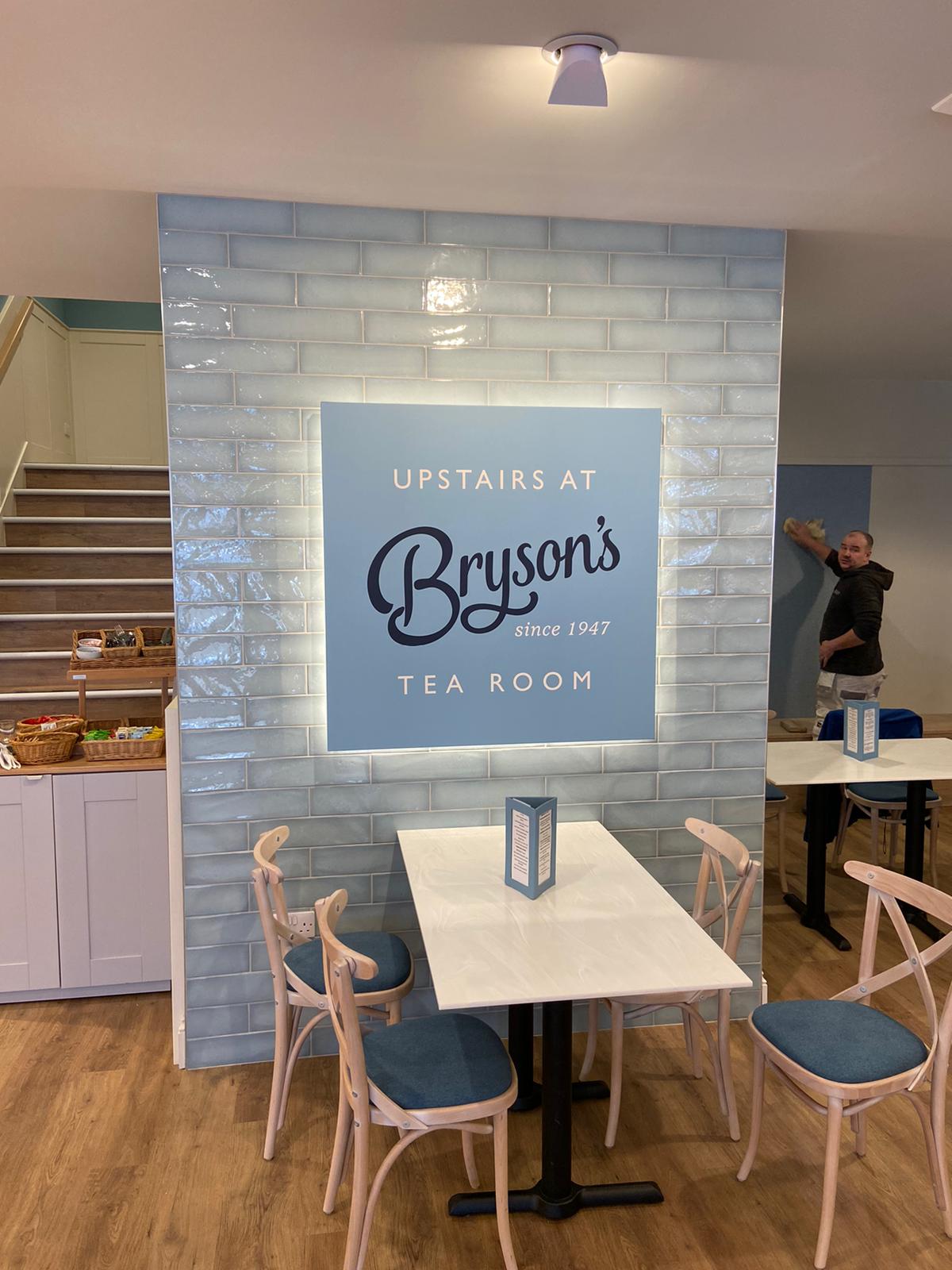 Brysons halo lit tray
